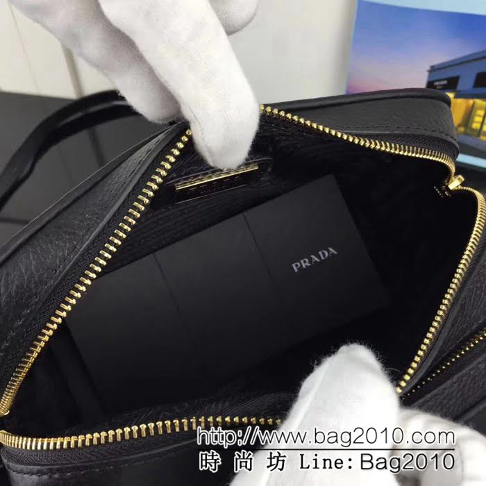 普拉達PRADA原單 P家新款專櫃品質 1BH082-2B 原廠荔枝紋牛皮單肩斜跨包 PHY1644